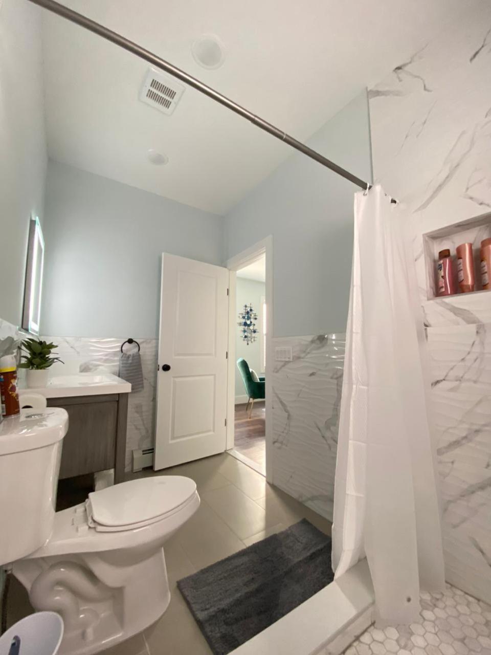 Enjoy New York And Manhattan From Jersey Apartment