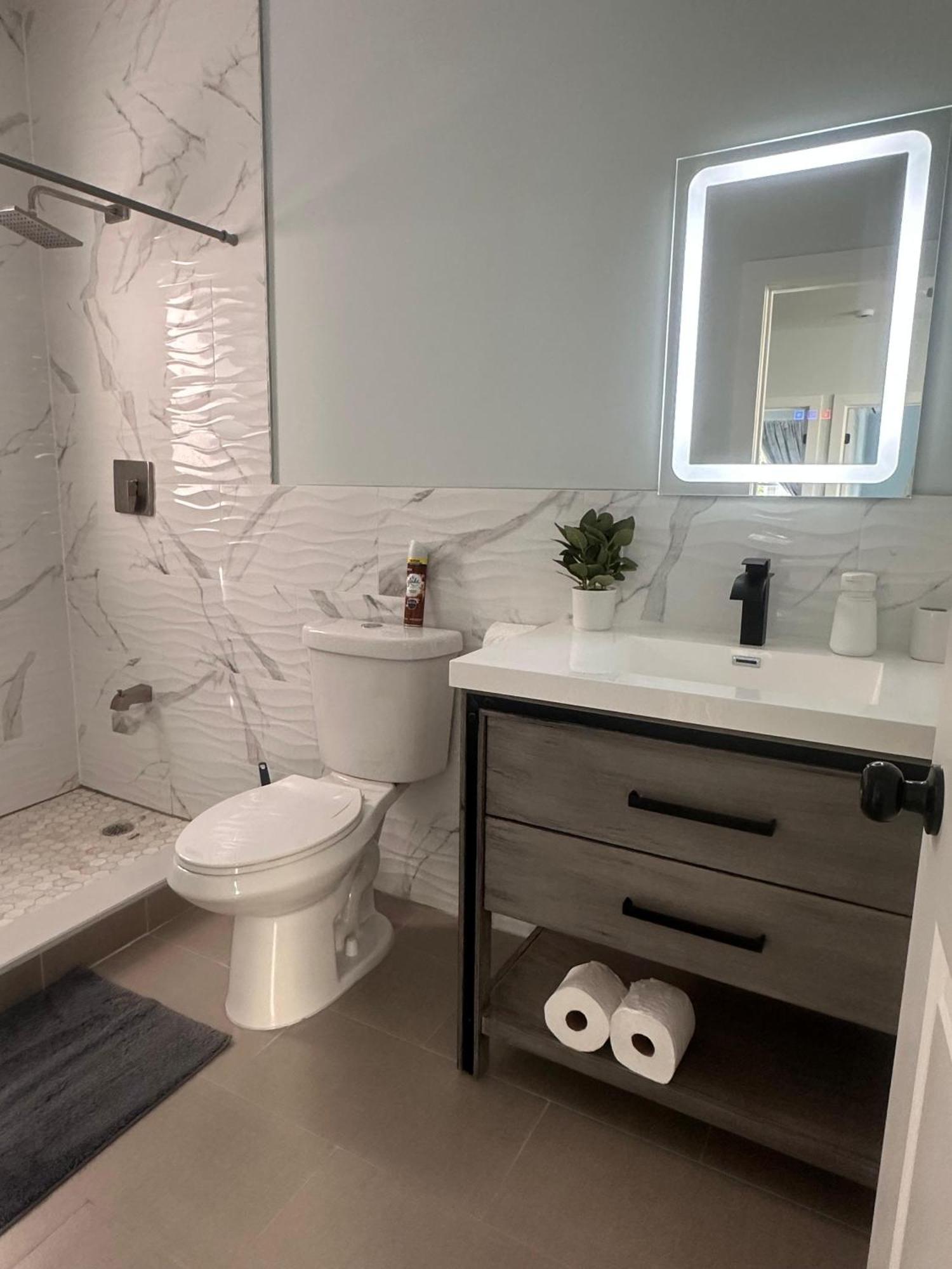 Enjoy New York And Manhattan From Jersey Apartment